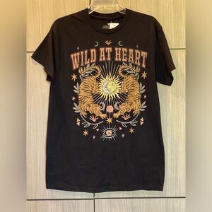 Goodie Two Sleeves Wild at Heart T-shirt NWT Medium M